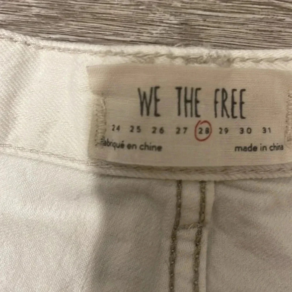 We the free size 28 frayed denim shorts in off white - Picture 2 of 5